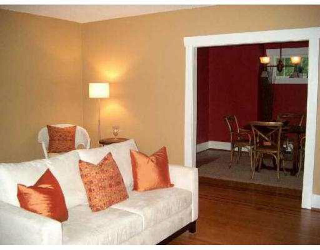 listing image 1108140541036136208