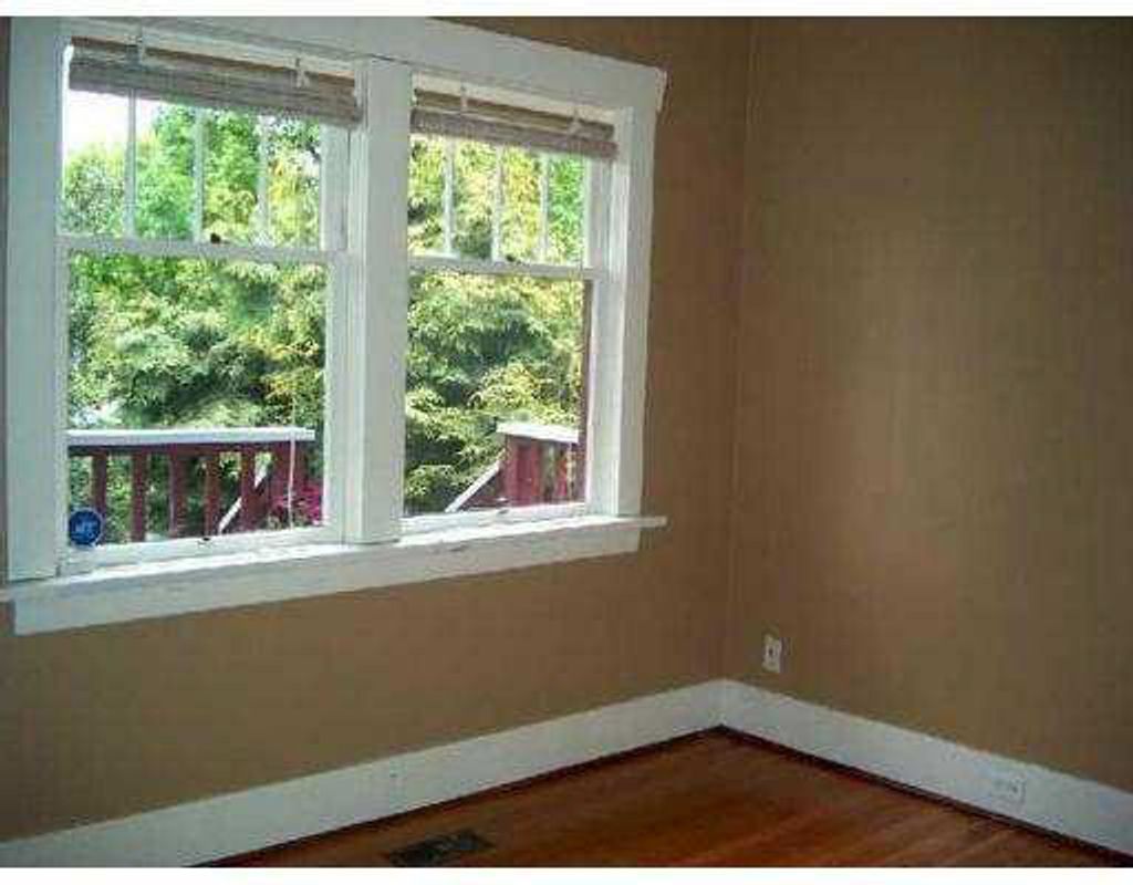 listing image 1102081762280956432