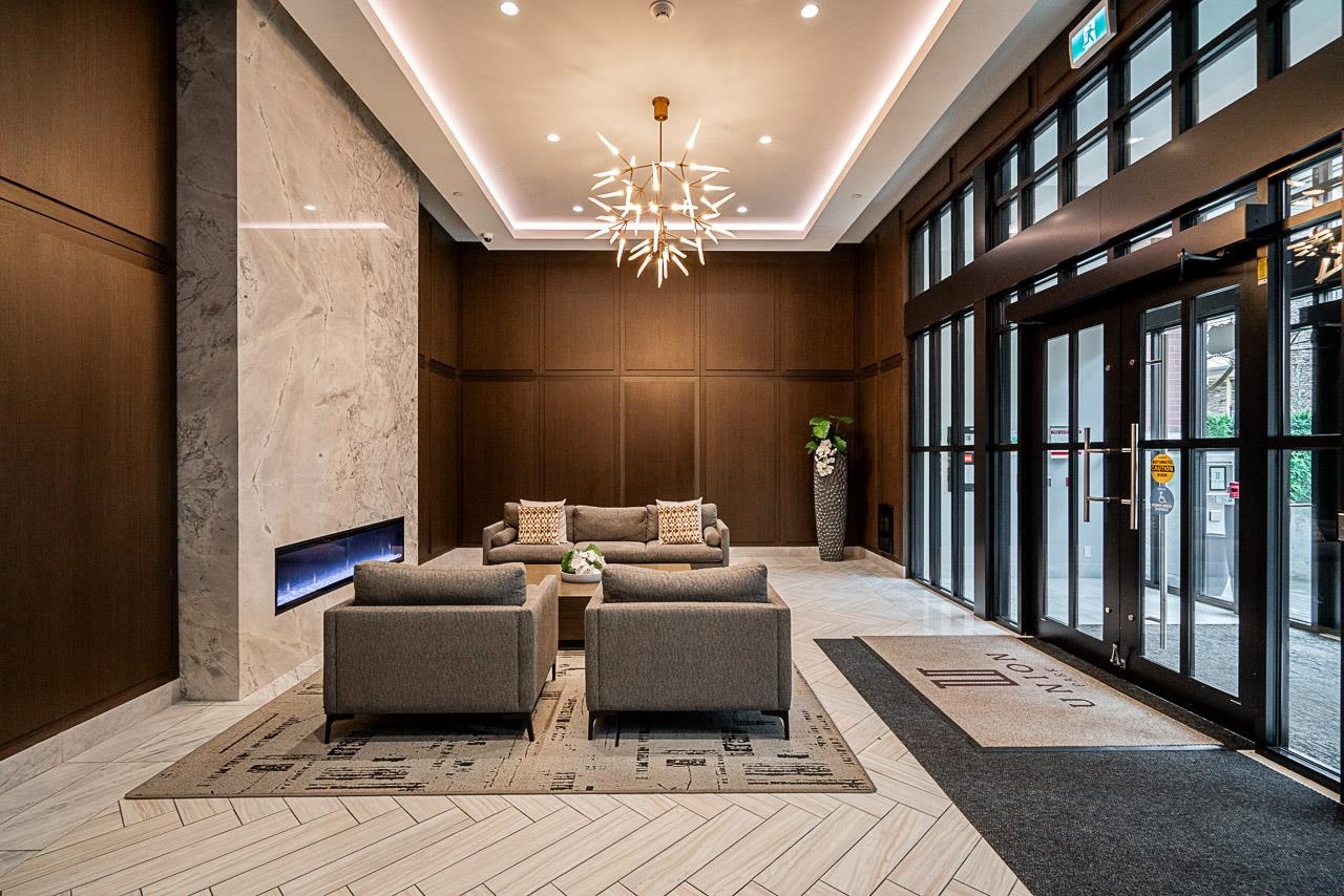 8150 207 Street A319