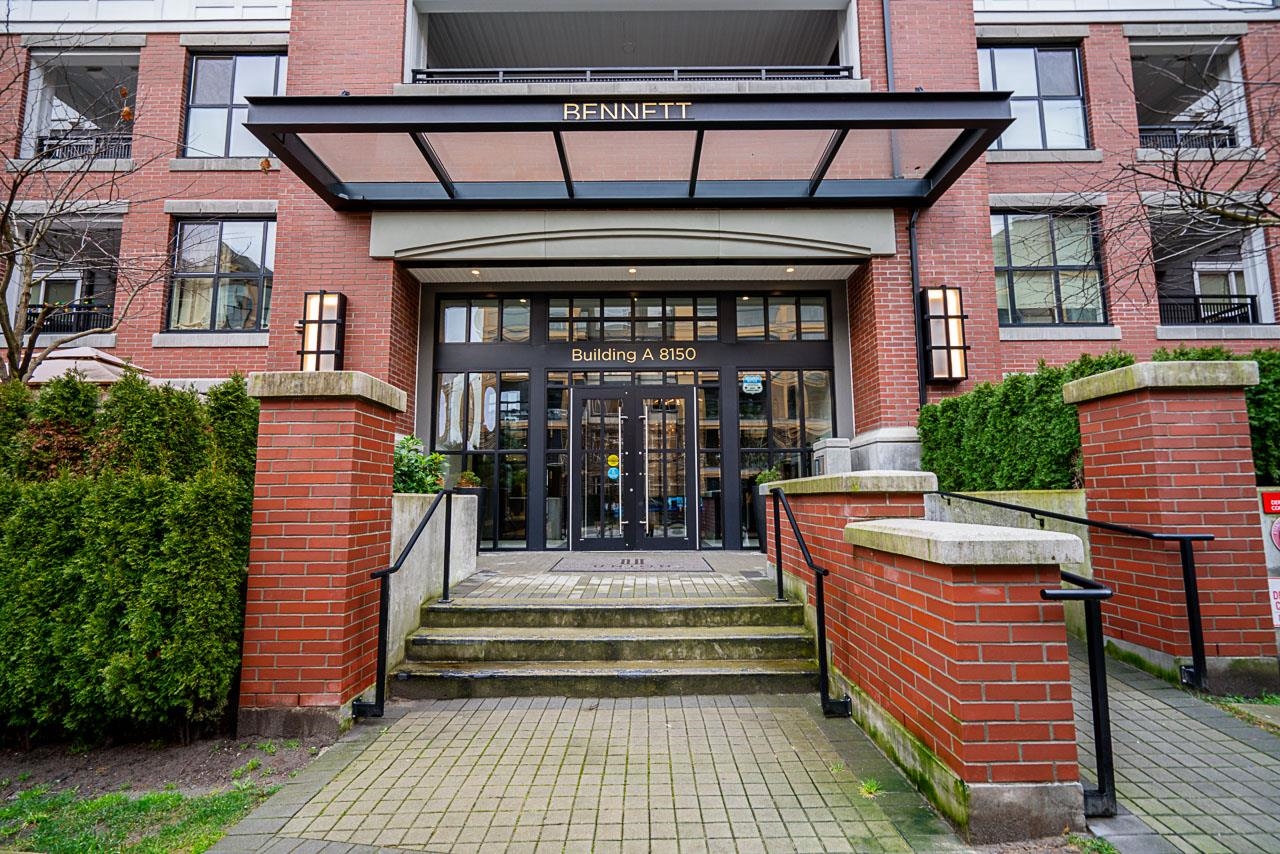 8150 207 Street A319