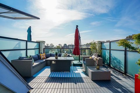 728 W 14th Street 76 North Vancouver BC V7M 0A8