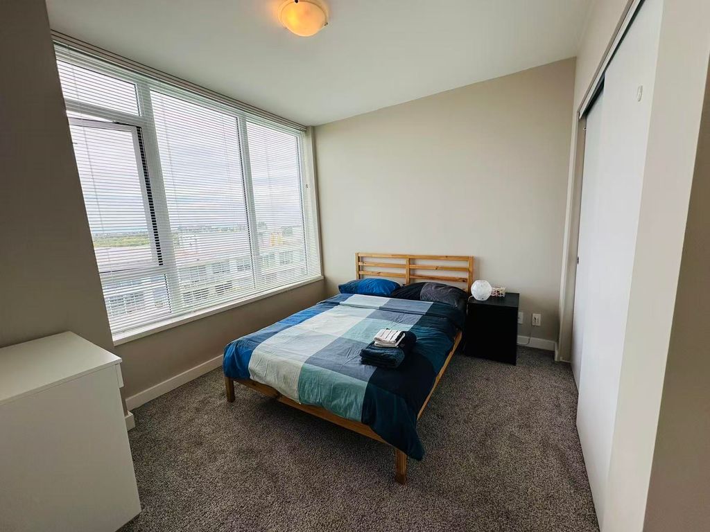 listing image 1108415731368510452