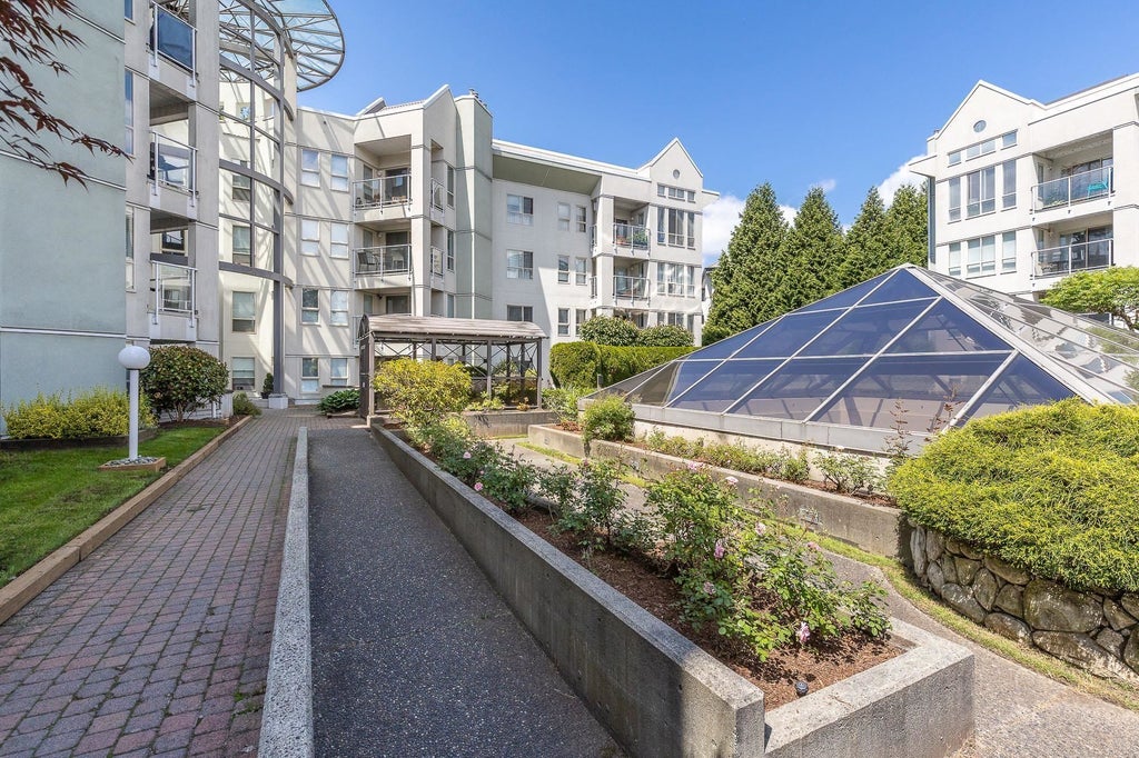 Photo of 2575 Ware Street #111, Abbotsford, BC V2S 3E2 (MLS # R3171102)