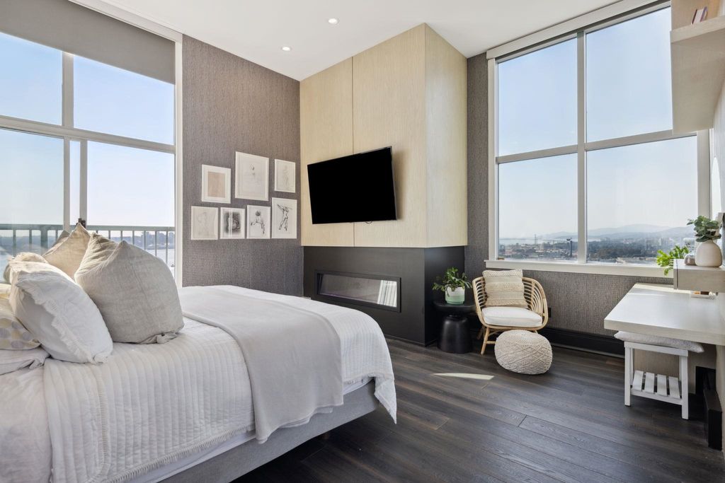 listing image 1109033232882565135