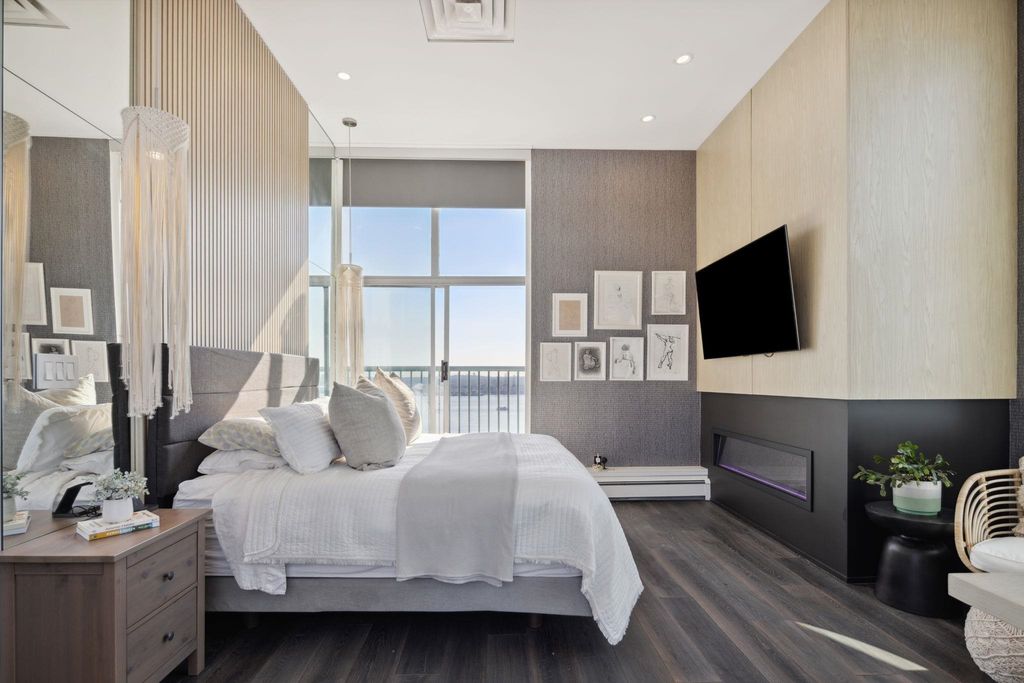 listing image 1100714387213938748