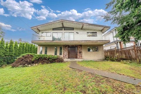 8167 10th Avenue Burnaby BC V3N 2S5