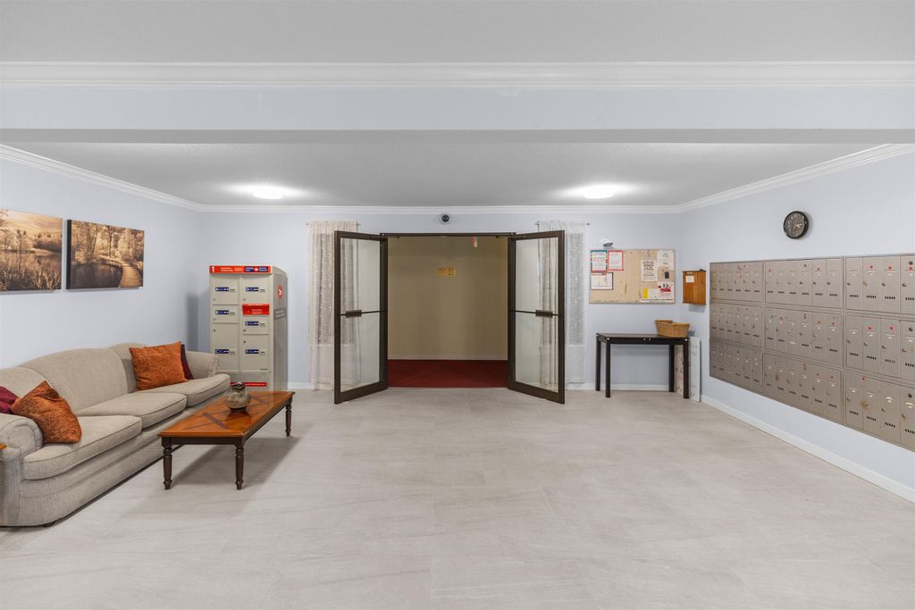 Photo of 2279 Mccallum Road #307, Abbotsford, BC V2S 3N7 (MLS # R3114579)