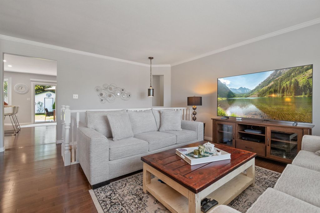 listing image 1104393992283437910