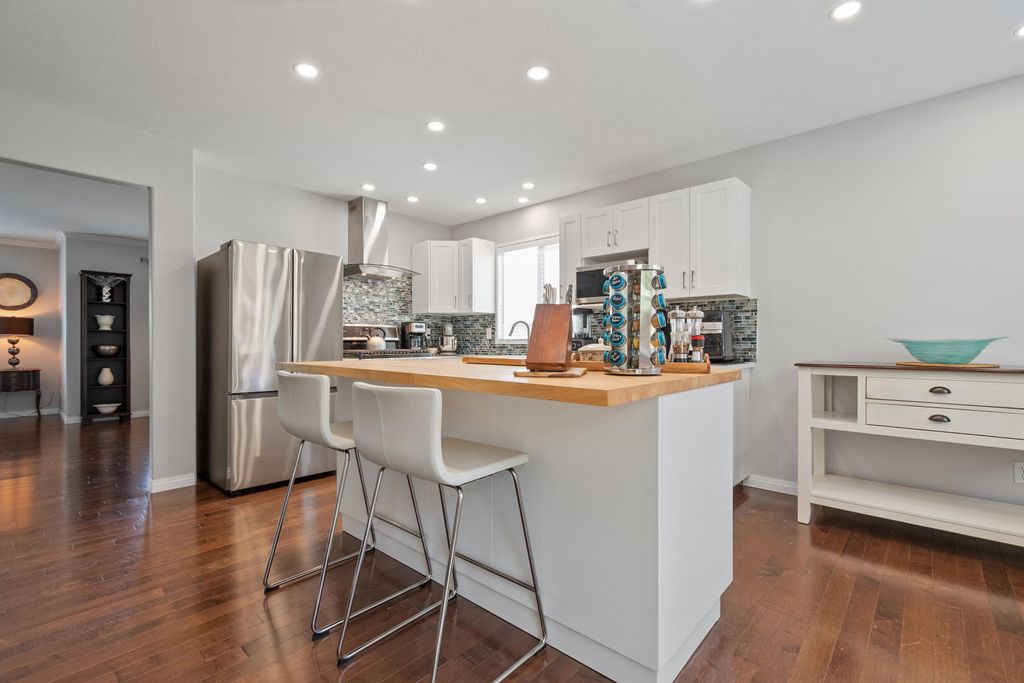 listing image 1103863909490445083