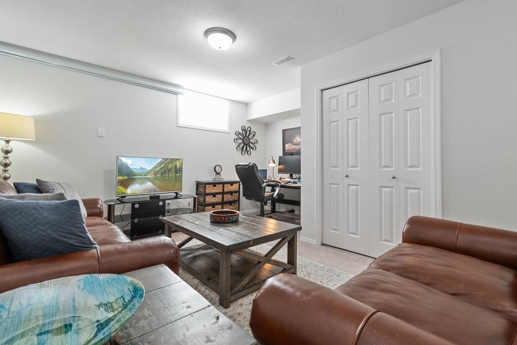 listing image 1101959468662477131