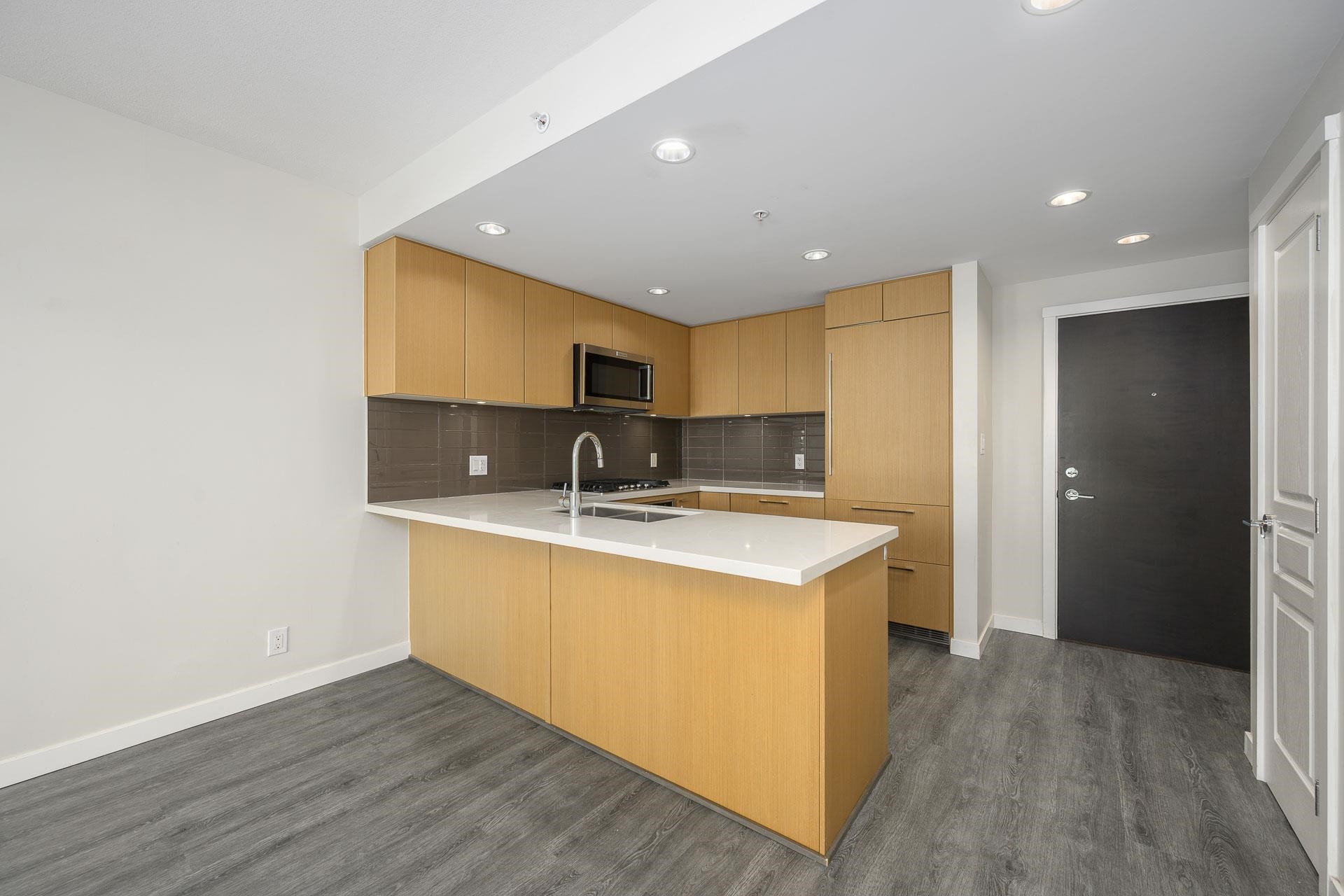 3093 Windsor Gate 2307