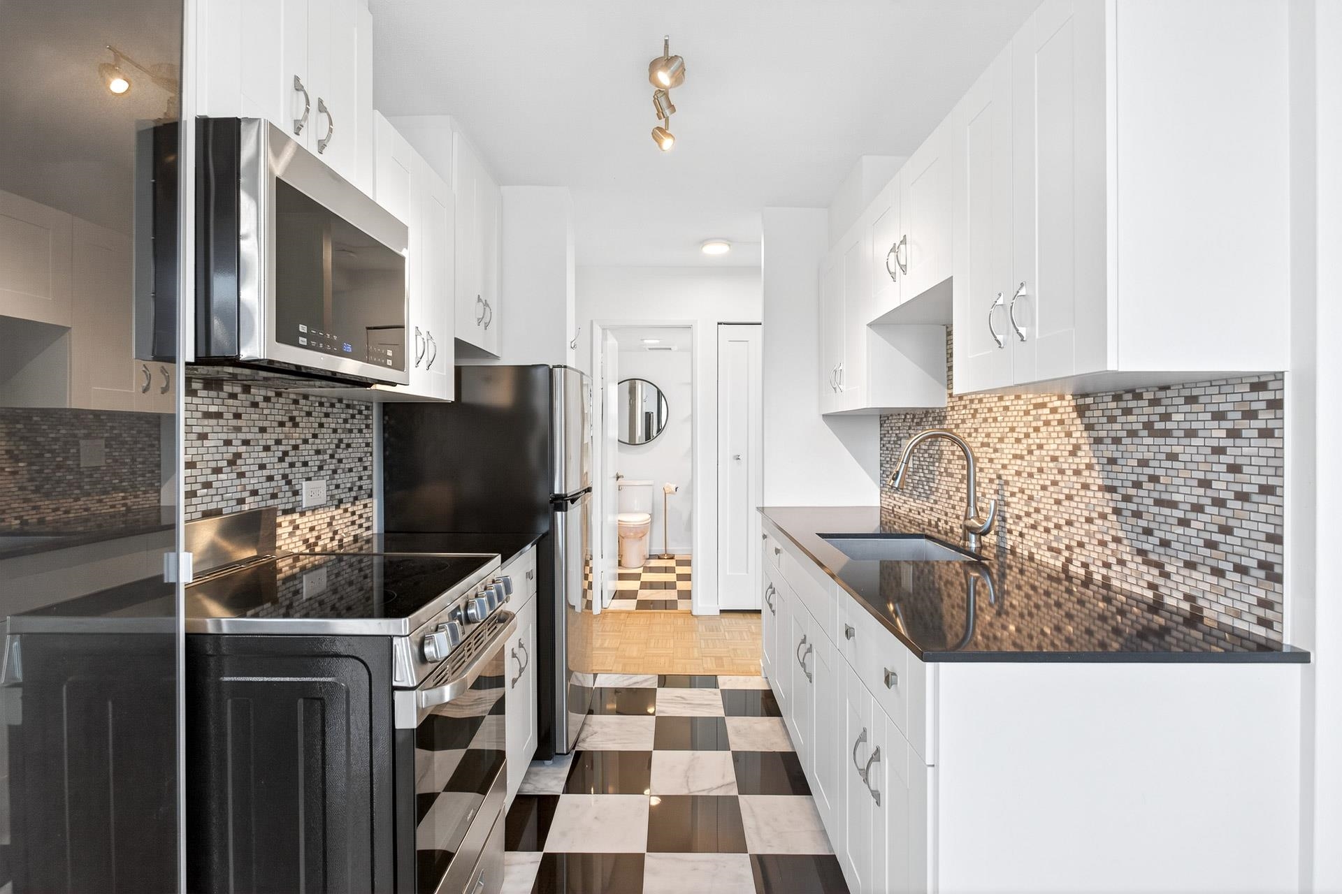 1330 Harwood Street 804