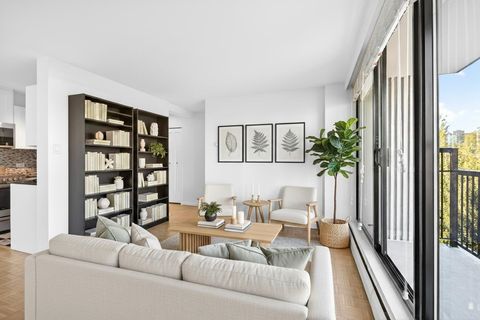 1330 Harwood Street 804 Vancouver BC V6E 1S8