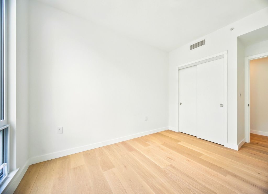 listing image 1108564211009644659