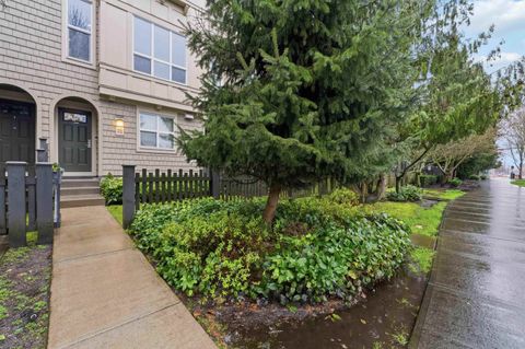 7938 209 Street 32 Langley BC V2Y 0K1