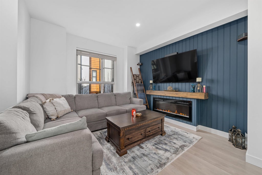 Photo of 19760 55 Avenue #49, Langley, BC V3A 0L1 (MLS # R3162887)