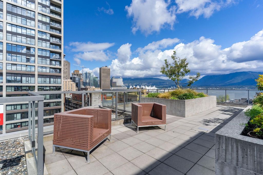 listing image 1100335926248065258