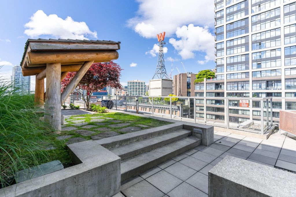 listing image 1104920327809502768