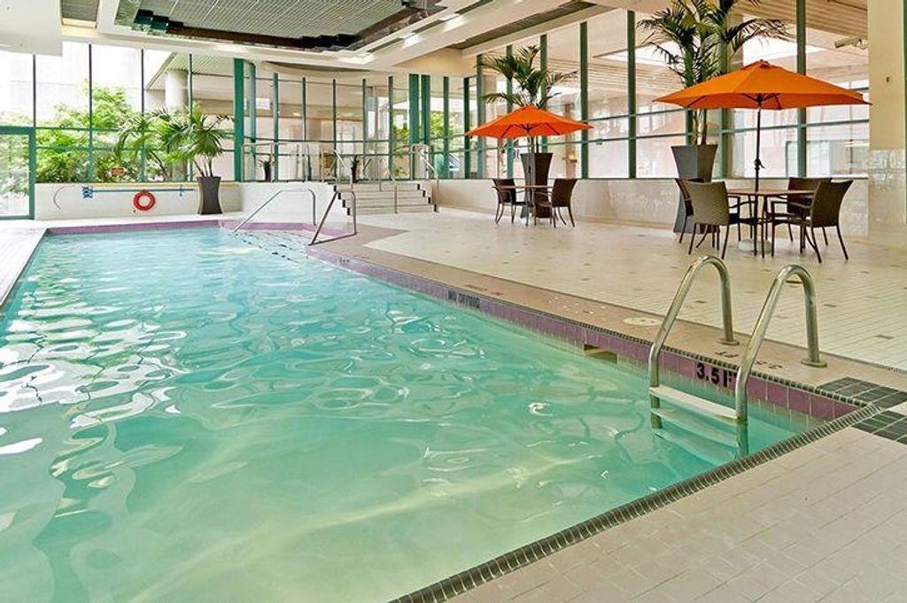 listing image 1105814637604944897