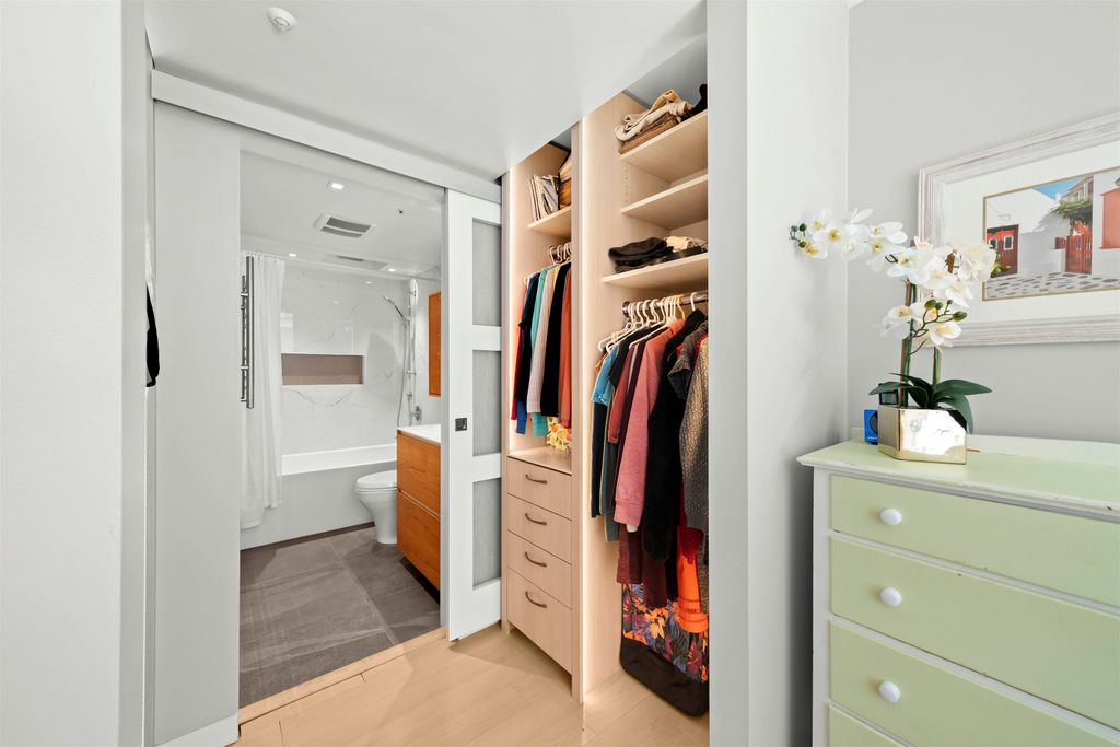 listing image 1109797906967574039