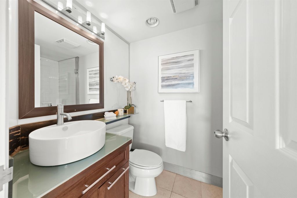 listing image 1102820427263821652