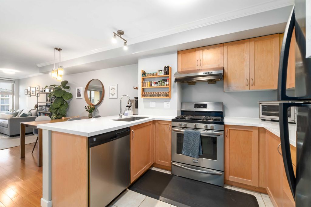 listing image 1108104058729408153