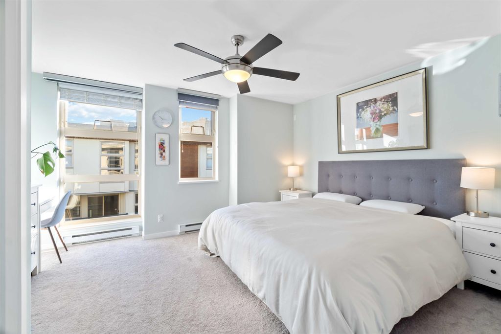 listing image 1104331035556886652