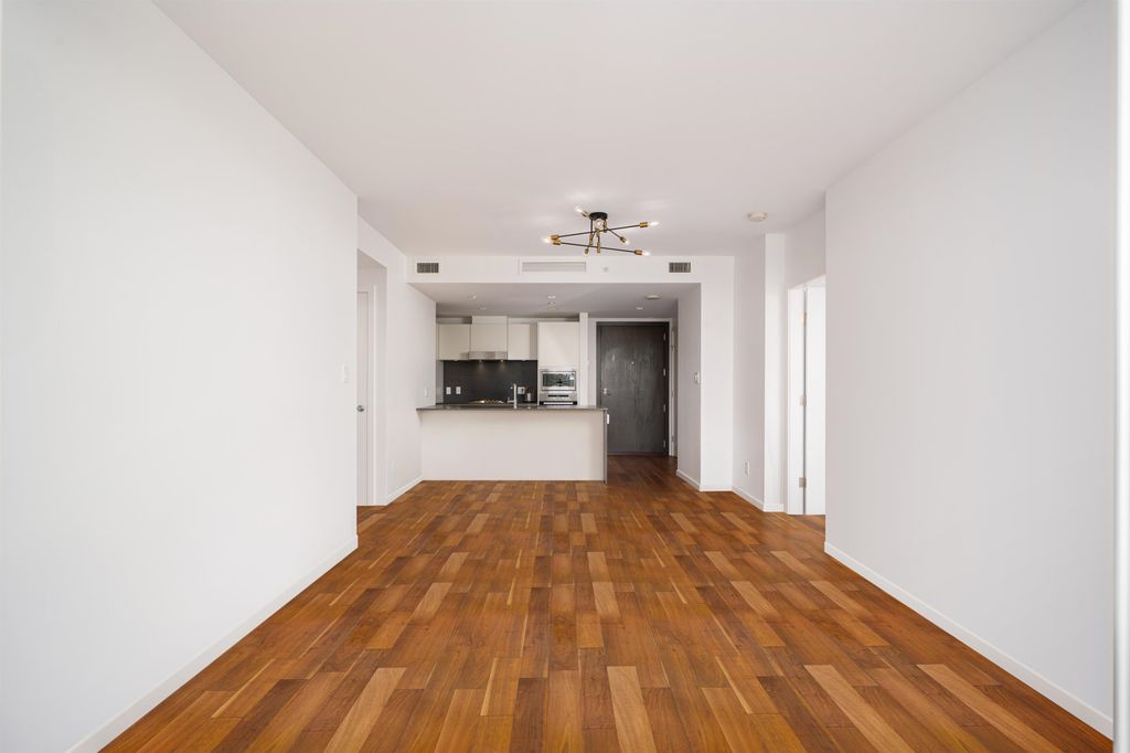 listing image 1102345644370708708