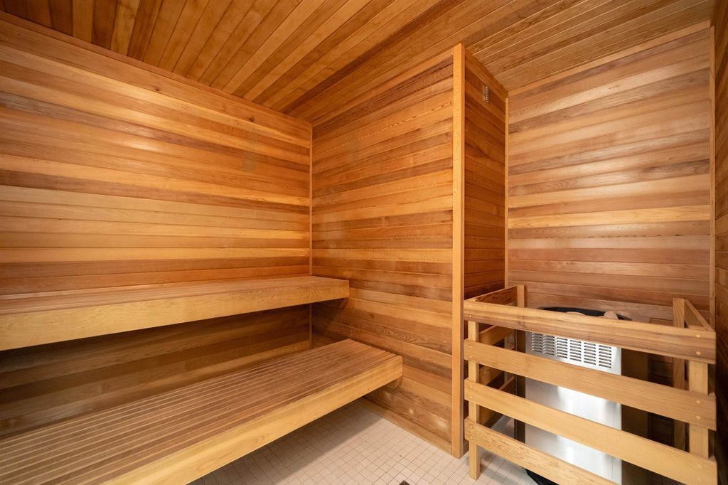 listing image 1101444504042456773