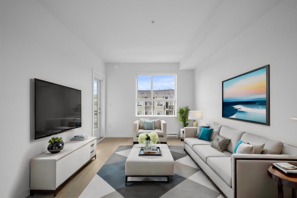 Photo of 20695 Eastleigh Crescent #510, Langley, BC V3A 0P7 (MLS # R3163351)