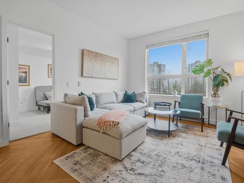 3229 St Johns Street 514 Port Moody BC V3H 0M4