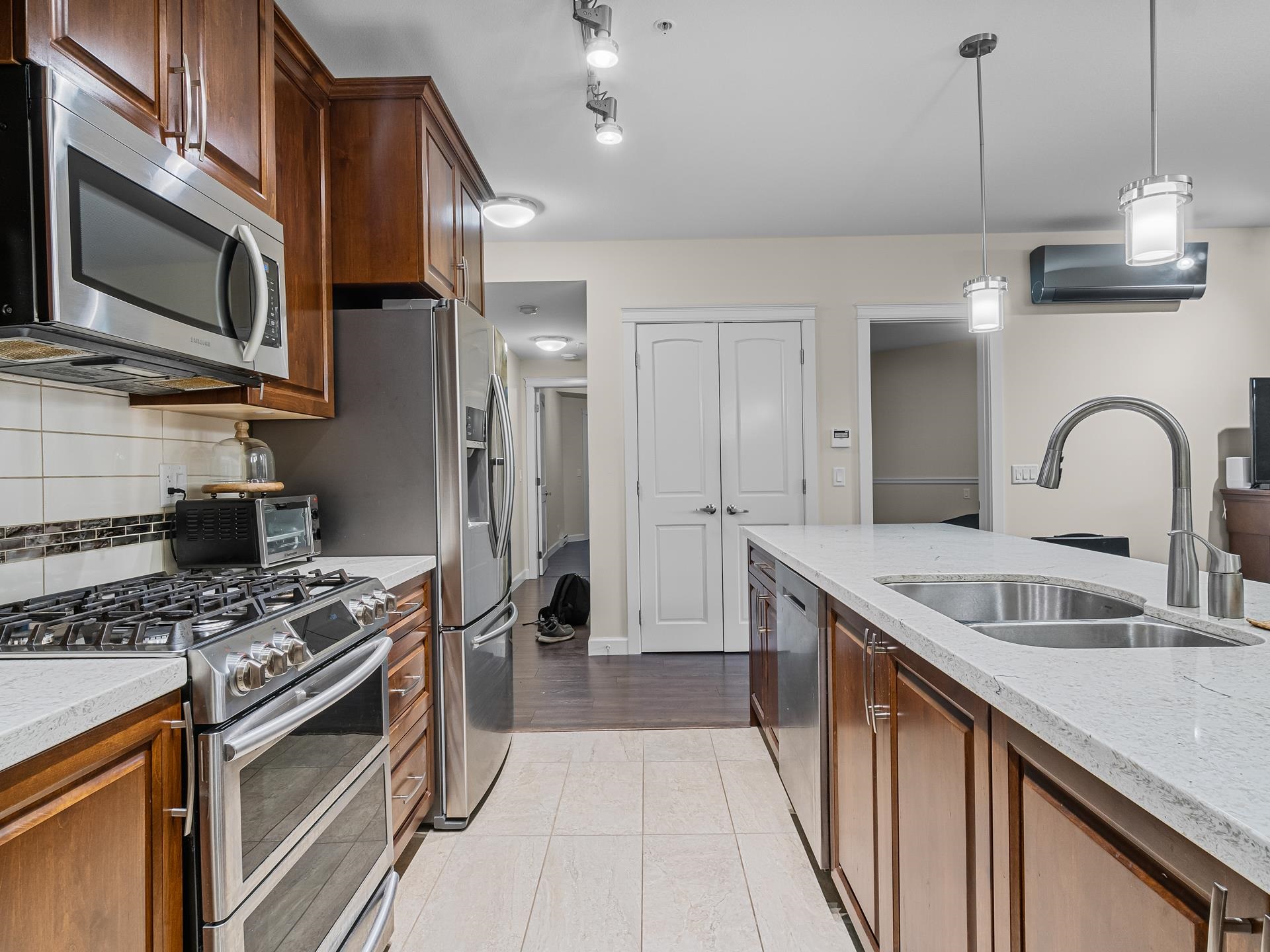 20716 Willoughby Town Centre Drive A113