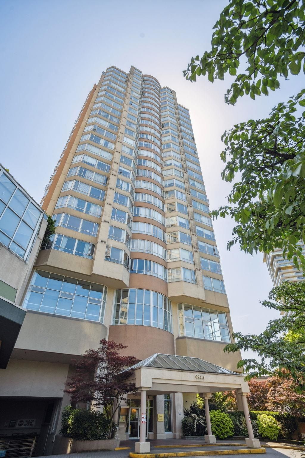 listing image 1104315579237224529