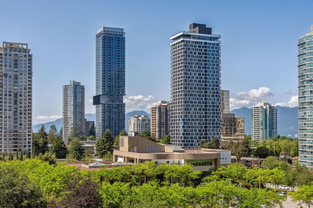 listing image 1105933279429608754