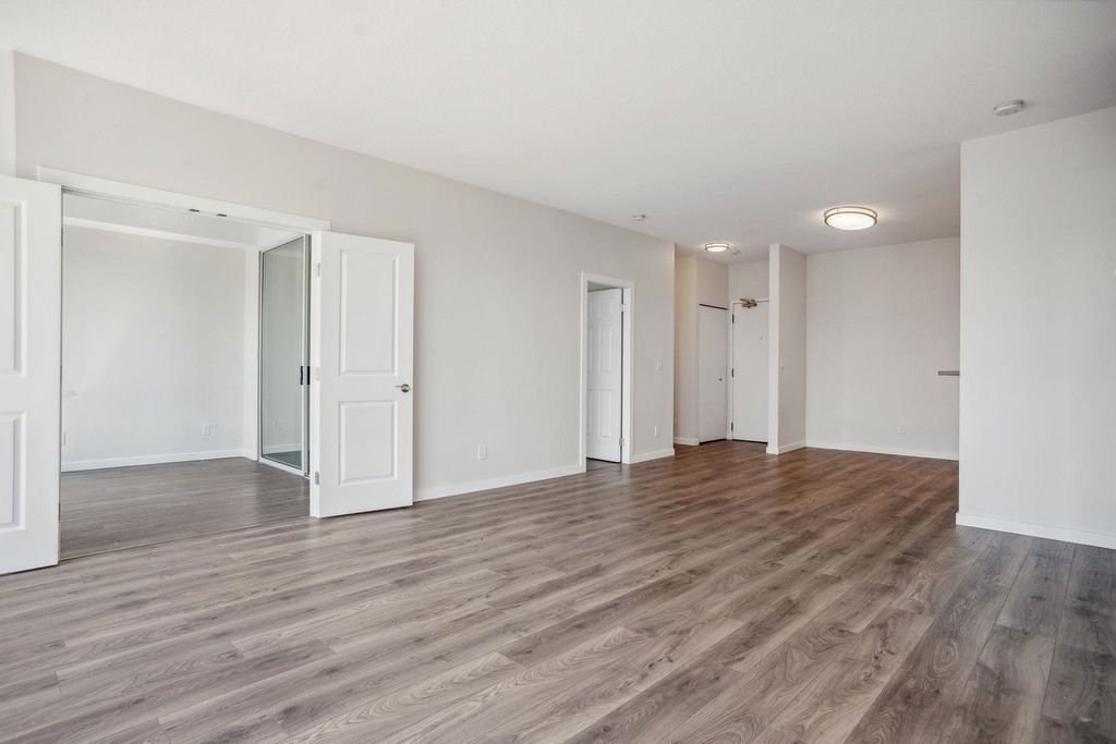 listing image 1104148319026880682