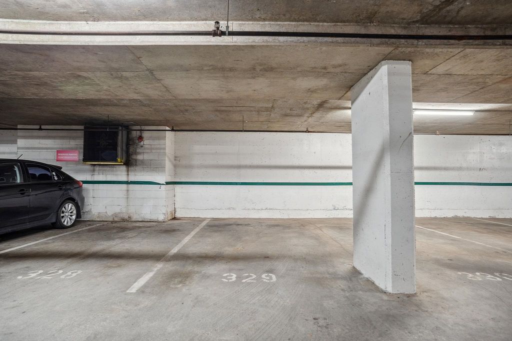 listing image 1109248966287884627