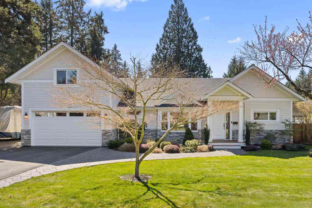 Photo of 19864 37a Avenue, Langley, BC V3A 2S7 (MLS # R3111466)