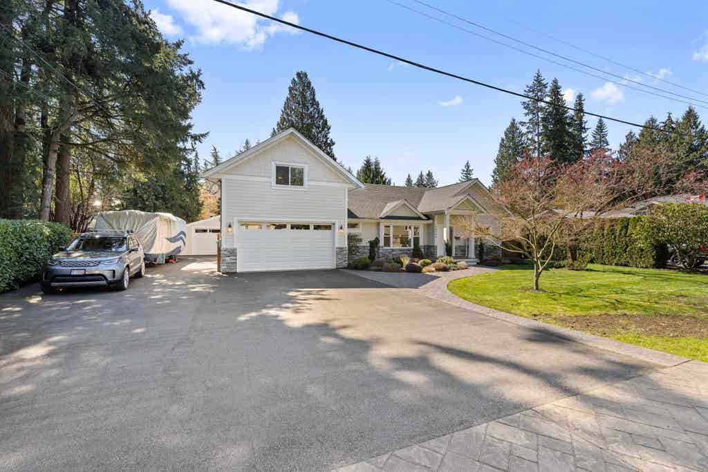 Photo of 19864 37a Avenue, Langley, BC V3A 2S7 (MLS # R3111466)
