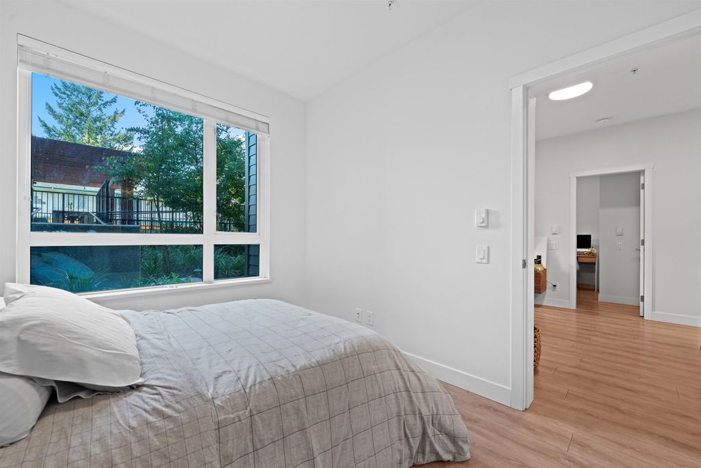 listing image 1106956524736802548