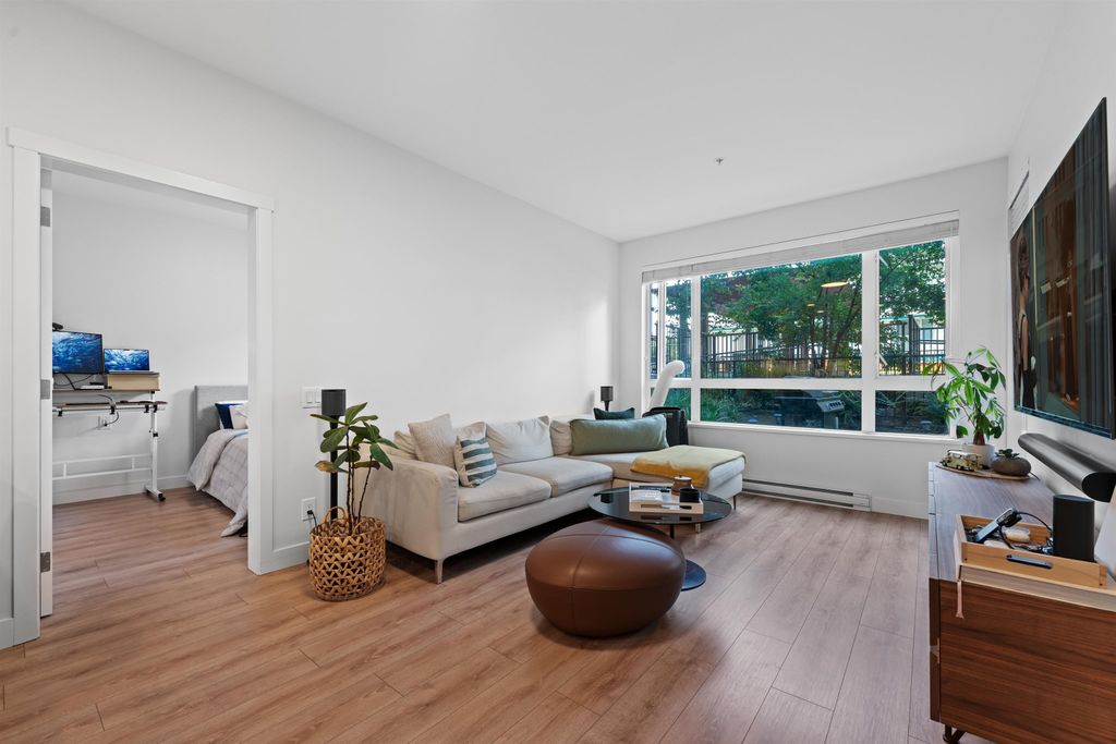 listing image 1101210359058980573