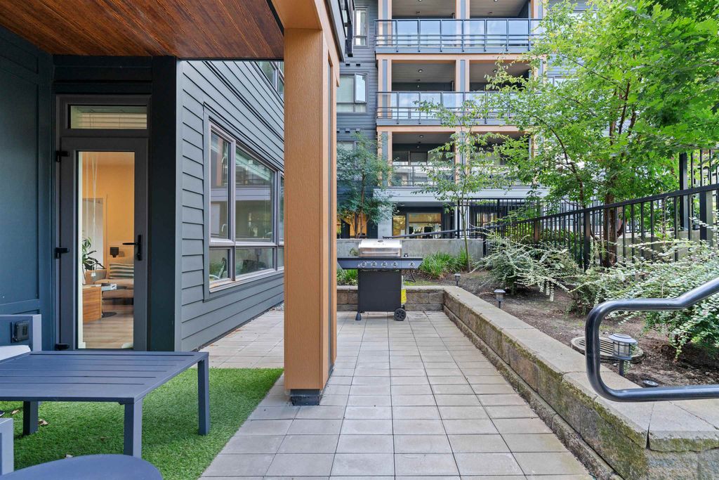 listing image 1104830143252033861