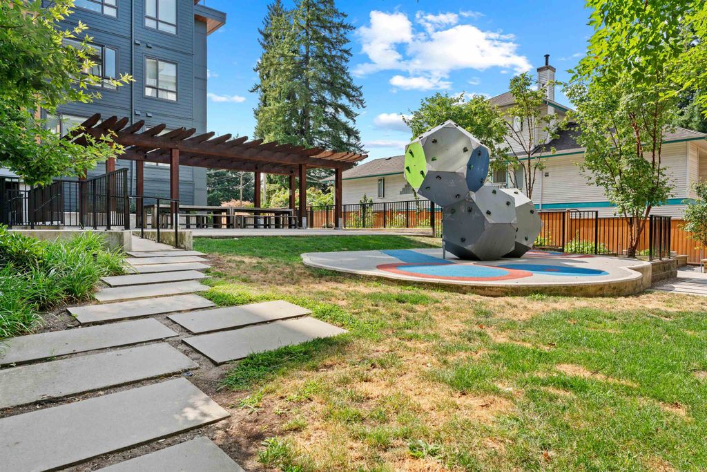 listing image 1106751319839177739