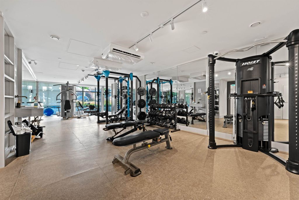 listing image 1100999304237308818