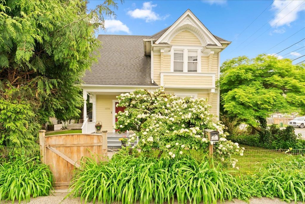 Photo of 45766 Reece Avenue, Chilliwack, BC V2P 2Z5 (MLS # R3089333)