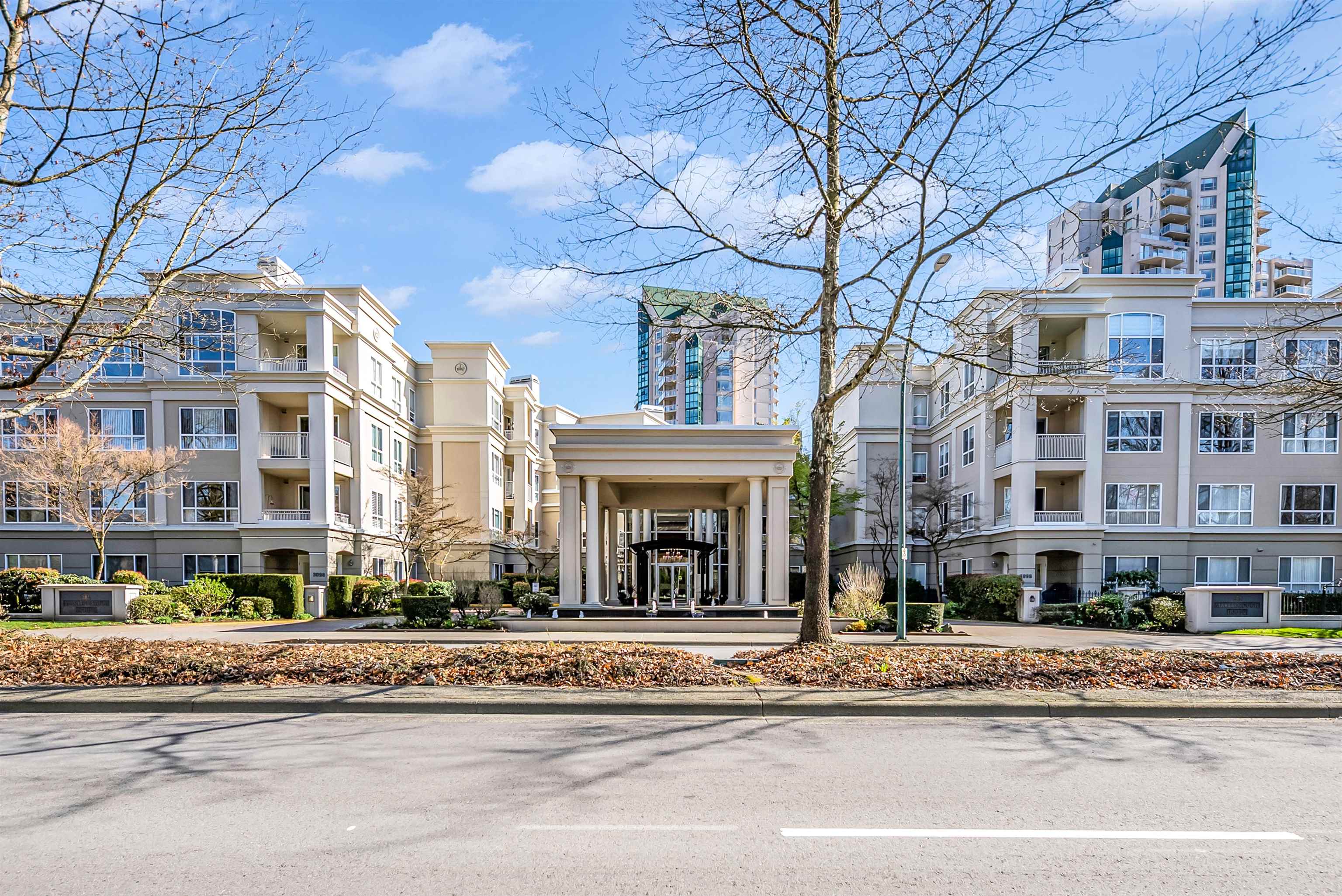 3098 Guildford Way 409