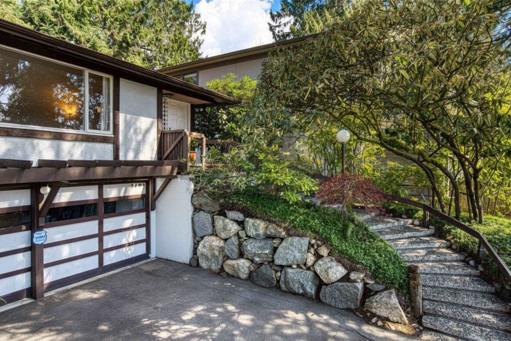 2493 HAYWOOD AVENUE, WEST VANCOUVER, BC V7V 1Y2 - Image 3448637764.jpeg?d=l