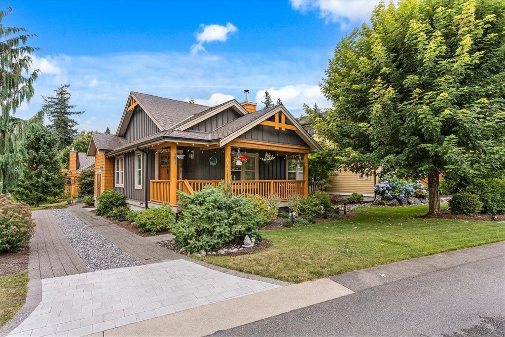 1862 Blackberry Lane