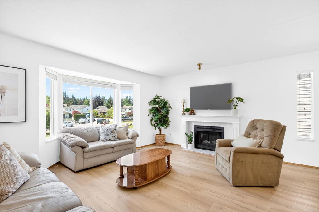 Photo of 20781 50a Avenue, Langley, BC V3A 7T6 (MLS # R3132103)