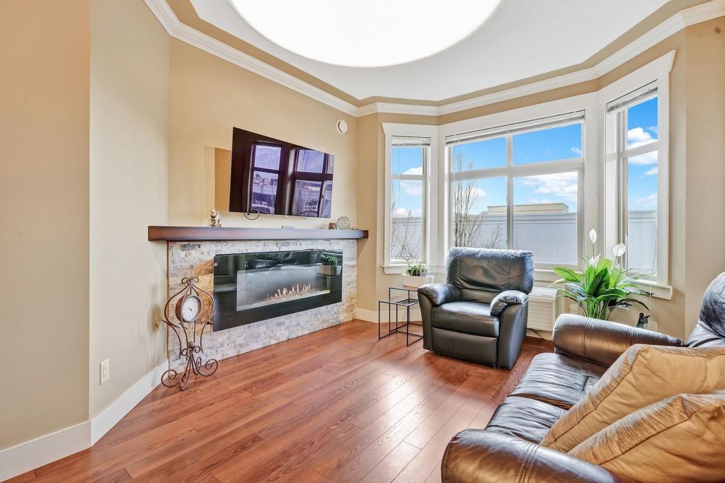 Photo of 9060 Birch Street #205, Chilliwack, BC V2P 4N4 (MLS # R3111672)