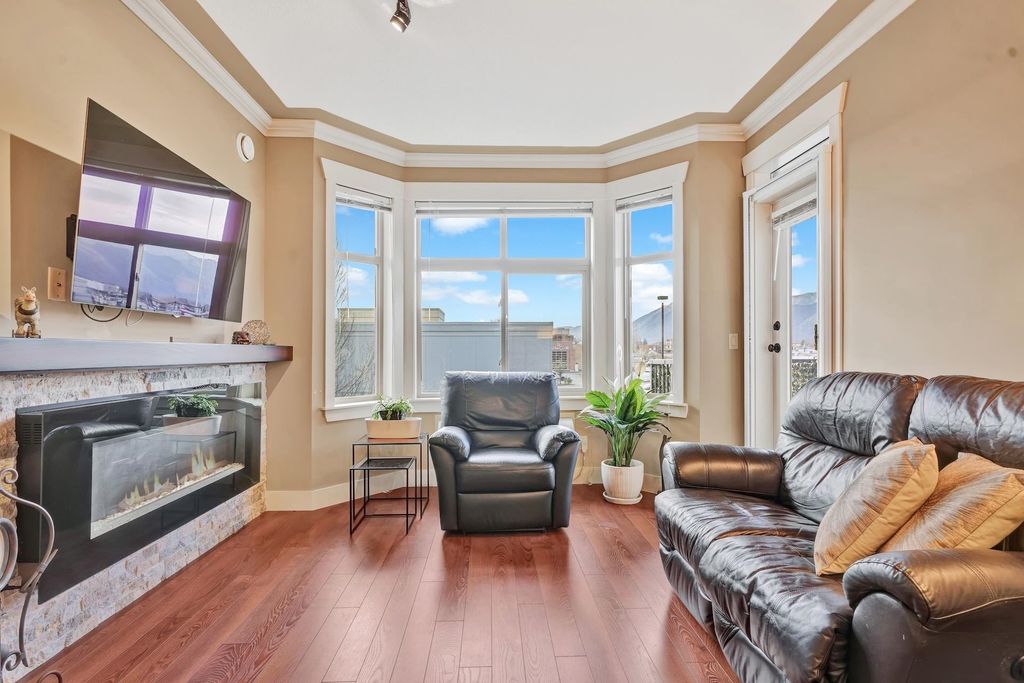 Photo of 9060 Birch Street #205, Chilliwack, BC V2P 4N4 (MLS # R3111672)